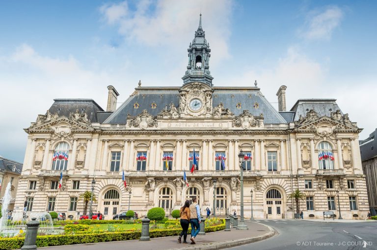 Tours (37000)